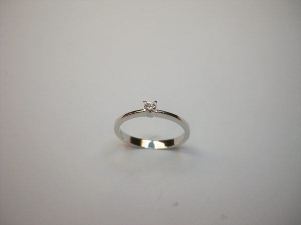 solitario oro e diamante